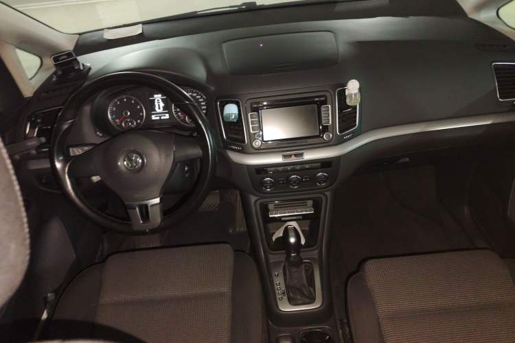 Used Volkswagen Sharan 2013 1.8TSI Standard Model Euro IV