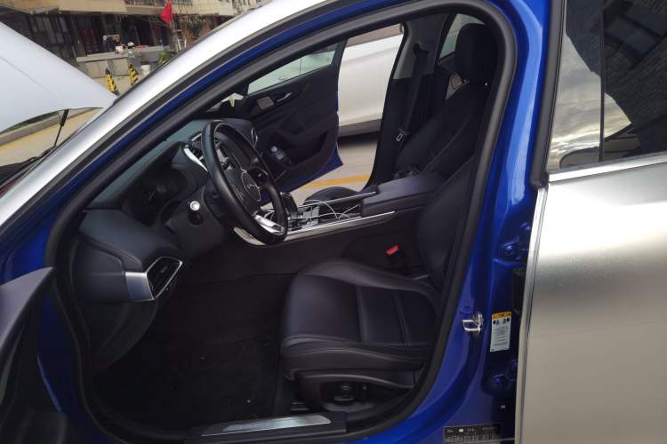 Used Jaguar XEL 2020 2.0T 200 PS S Advanced Elegance Edition
