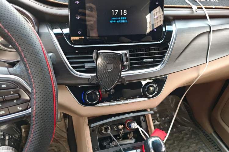 Used Baojun 730 2017 1.8L iAMT Prestige Version 7 Seats