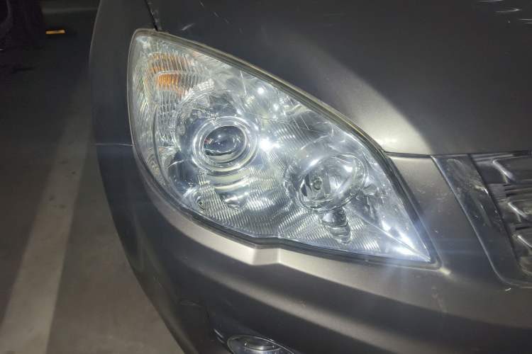 Used Haval H6 2011 2.0L Manual Two-Wheel Drive Elite Version