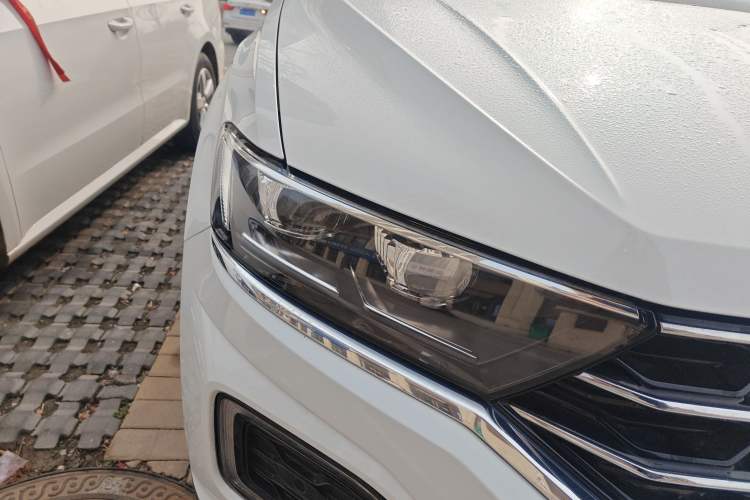 Used Volkswagen T-ROC 2022 280TSI DSG Two-Wheel Drive Comfort PLUS