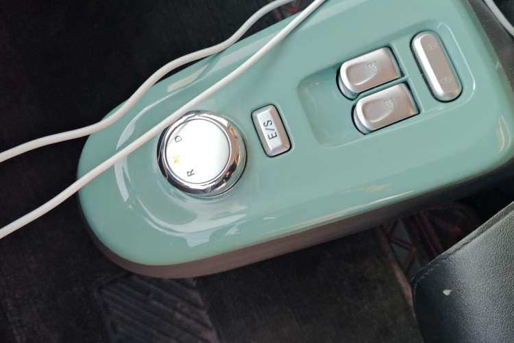 Used CHANGAN NEVO Lumin 2025 205km Refreshing Edition Gear Lever