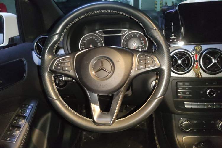 Used Mercedes-Benz B-Class 2017 B 200 Sport Edition