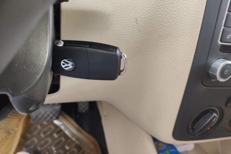 Used Volkswagen Bora 2012 1.6L Automatic Fashion Edition
