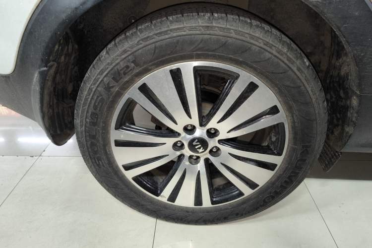 Used Kia Sportage R 2015 2.0L Automatic Two-Wheel Drive DLX Model
