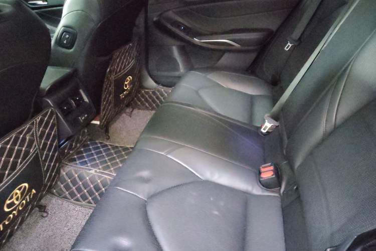 Used Toyota Avalon 2022 2.0L Luxury Edition