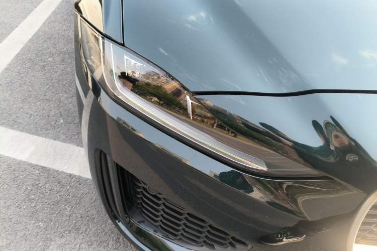 Used Jaguar XEL 2024 2.0T 250 PS R-DYNAMIC S Advanced Sport Edition Right Front Headlight