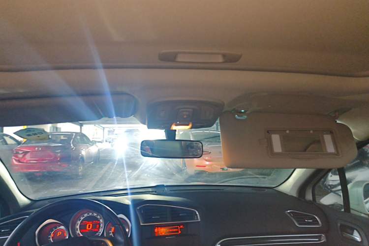 Used Citroen C4L 2013 1.6 THP Automatic Impression Edition Headliner