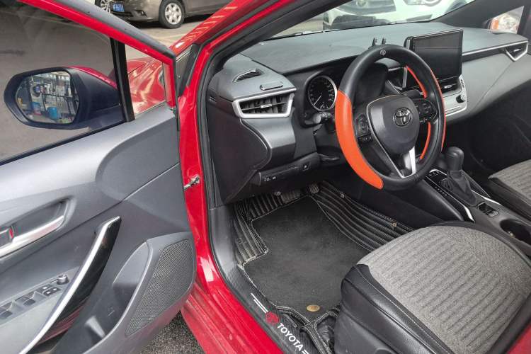 Used Toyota Levin 2019 Dual-Engine 1.8H E-CVT Luxury Edition China VI Standard
