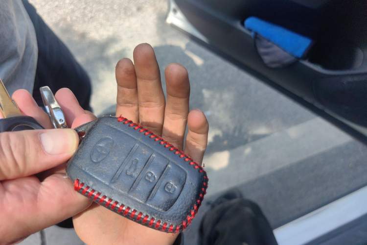 Used Toyota RAV4 2022 Dual-Engine 2.5L E-CVT Four-Wheel Drive Elite Plus Edition
