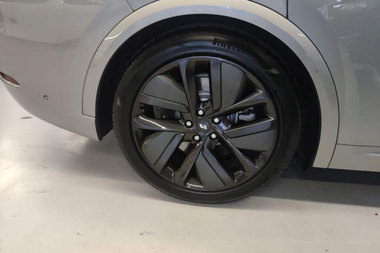 Used Li Auto L9 2022 Max model Exterior 5