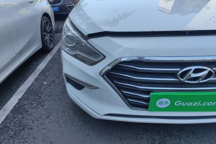 Used Hyundai Mistra 2017 1.6T Automatic Smart GLS China V Standard Right Front Headlight