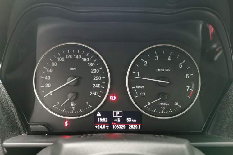 Used BMW 2 Series 2017 220i Convertible Coupe Leading Model
