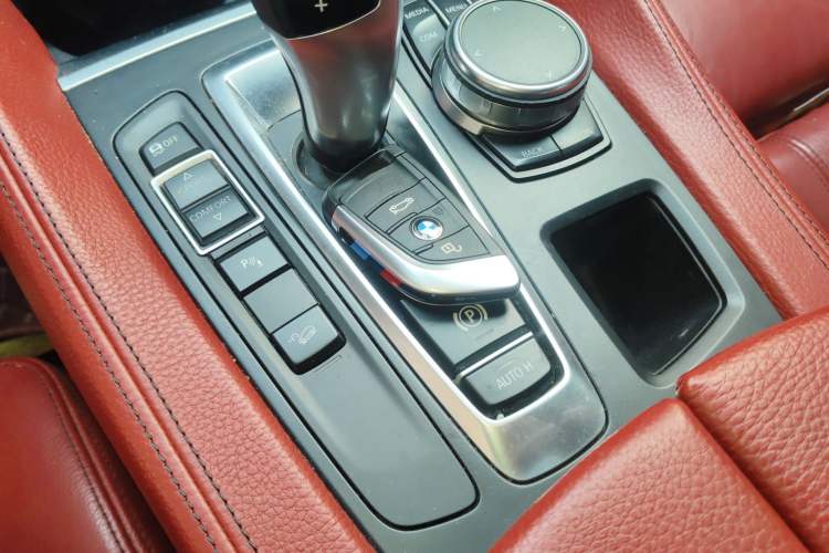 Used BMW X6 2019 xDrive28i M Sport Package Vehicle Key