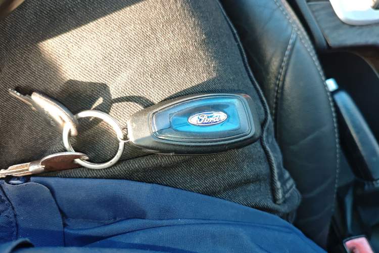 Used Ford Mondeo 2011 2.3L Luxury Model