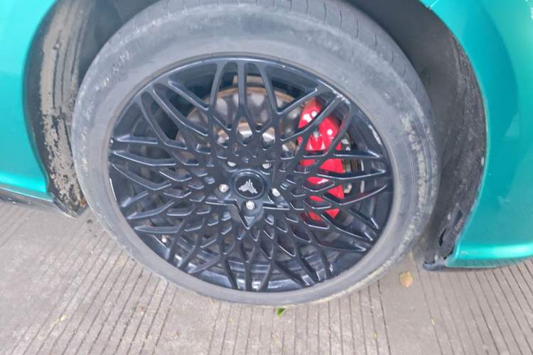 Used NETA S 2022 All-Electric 650 km Four-Wheel Drive Premium Version