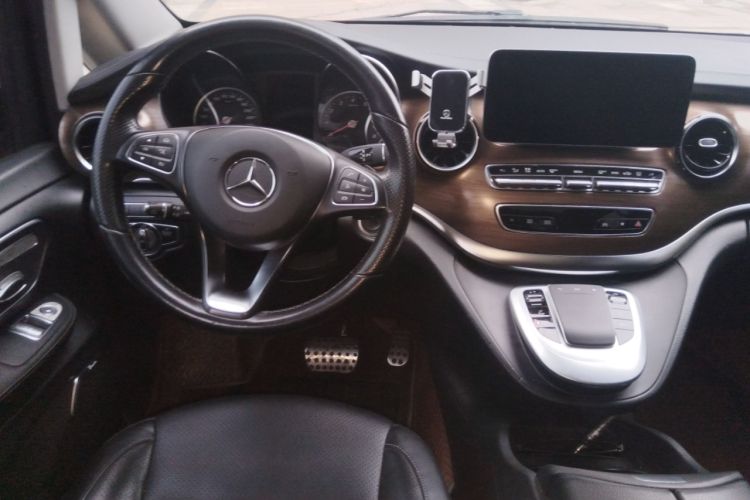 Used Mercedes-Benz V-Class 2020 V 260 L Long-wheelbase Luxury Edition