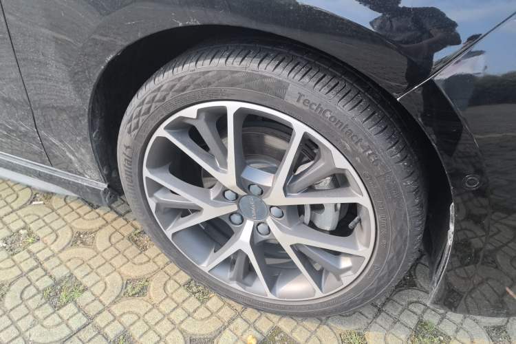 Used Lynk & Co 03 2020 1.5TD DCT JingPro Edition
