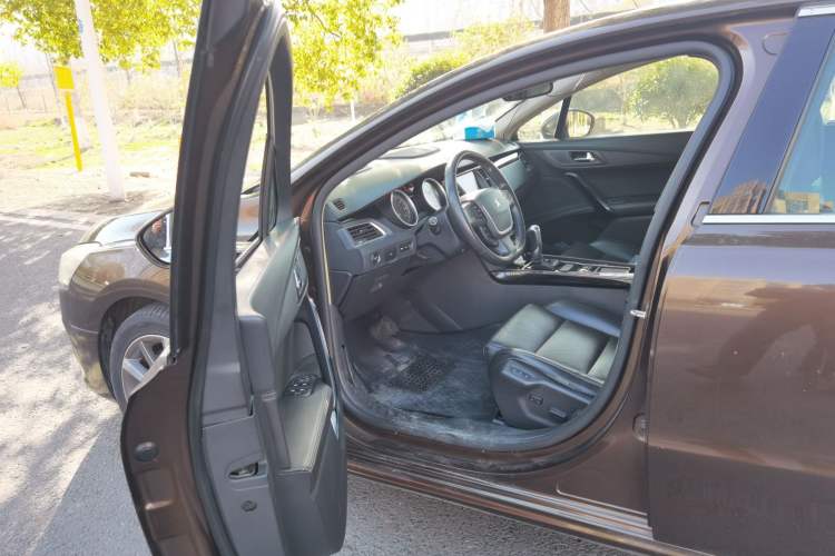 Used Peugeot 508 2015 1.8THP Automatic Flagship Edition Driver Seat