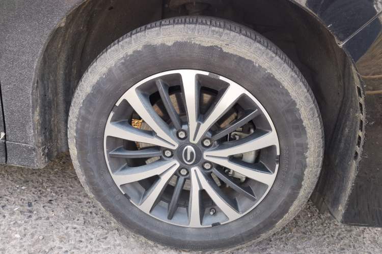 Used GAC Trumpchi M8 2021 Lingxiu Series 390T Deluxe Edition Right Front Wheel Hub