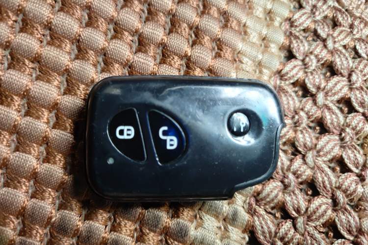 Used BYD S6 2013 Jingyue Edition 2.0L Manual Elite Model 5 Seats Vehicle Key