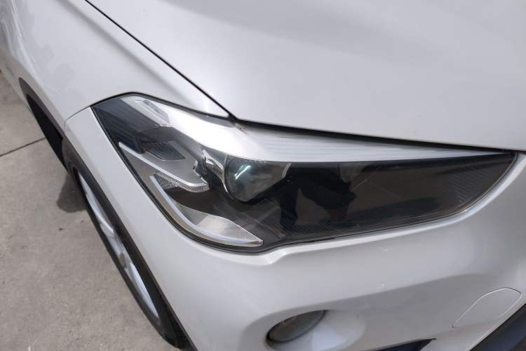 Used BMW X1 2016 sDrive18Li Fashion Model Right Front Headlight