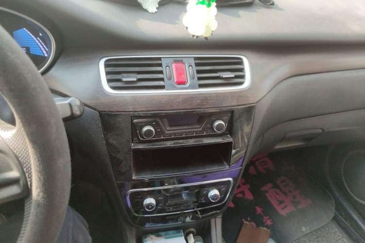 Used JAC Group iEVA50 2018 Luxury Model