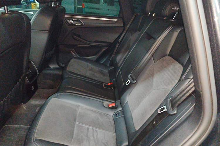 Used Porsche Macan 2021 Macan 2.0T