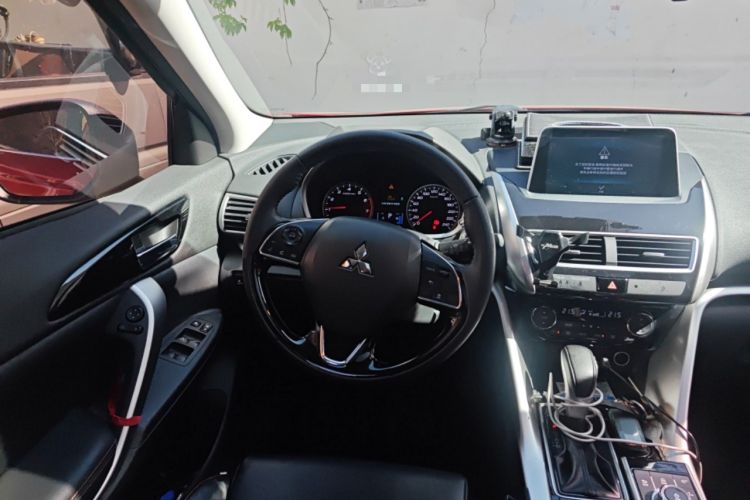 Used Mitsubishi Eclipse Cross 2018 1.5T CVT Two-Wheel Drive Belief Edition Steering Wheel