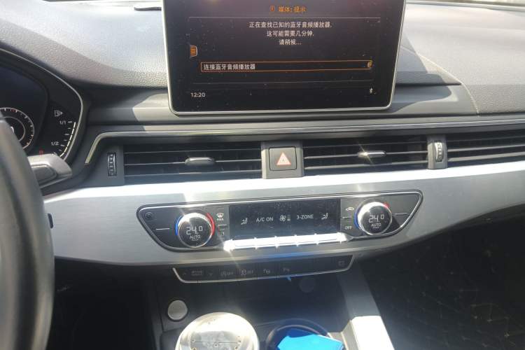 Used Audi A4L 2019 40 TFSI Fashion Edition China VI Emission Standard