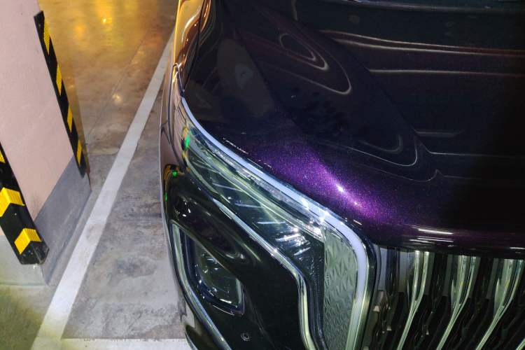 Used Hongqi HQ9 2023 2.0T Smart Connect Flagship Edition Right Front Headlight