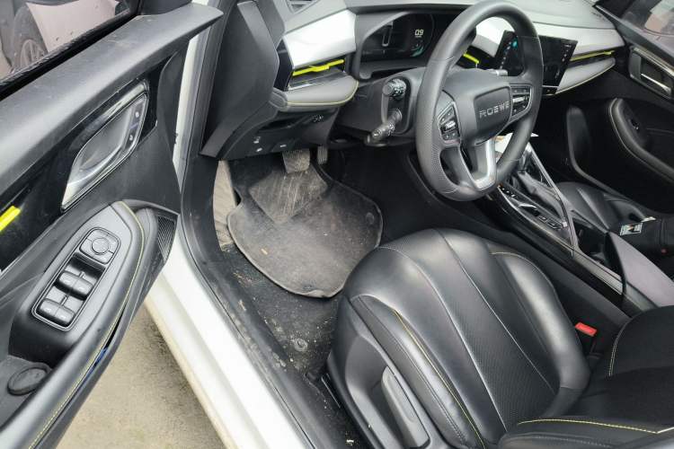 Used Roewe i5 2021 Revised Version 1.5L CVT Diamond Edition
