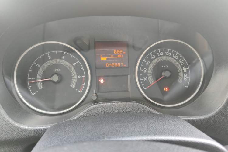 Used Peugeot 301 2014 1.6L Manual Luxury Edition
