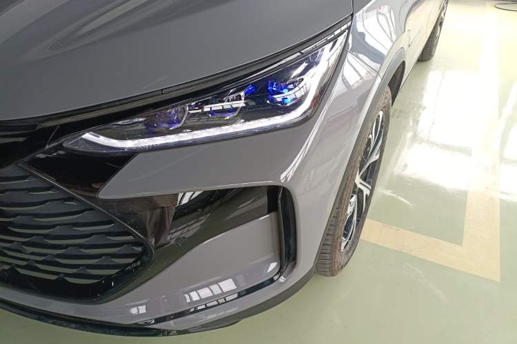 Used BYD Tang New Energy 2025 DM-i 115KM Flagship Model Left Front Headlight