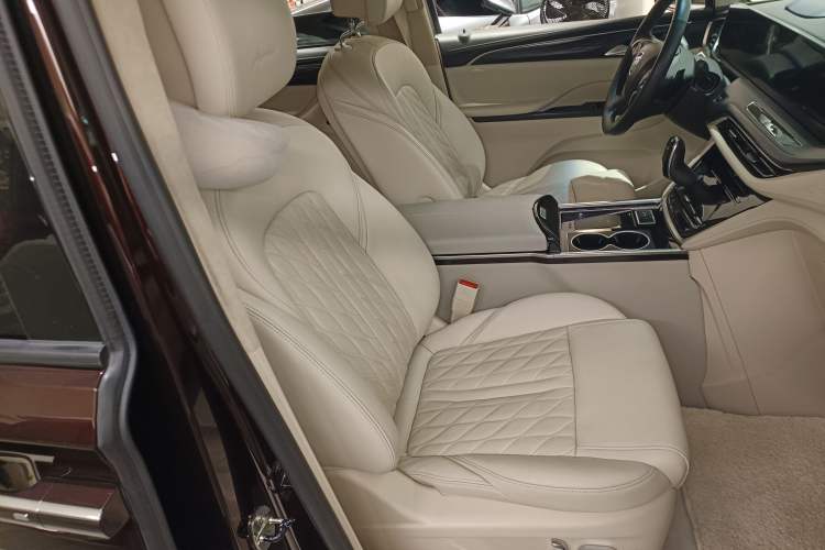 Used Buick GL8 2020 Avenir Avia Six-Seat Deluxe Edition