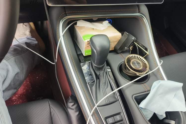 Used Toyota Avalon 2024 2.0L Luxury Edition Gear Lever