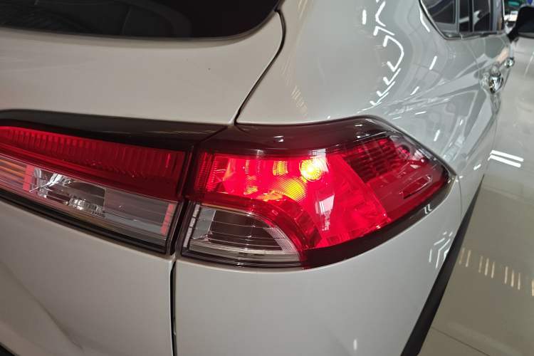 Used Toyota FRONTLANDER 2024 2.0L CVT Elite Edition