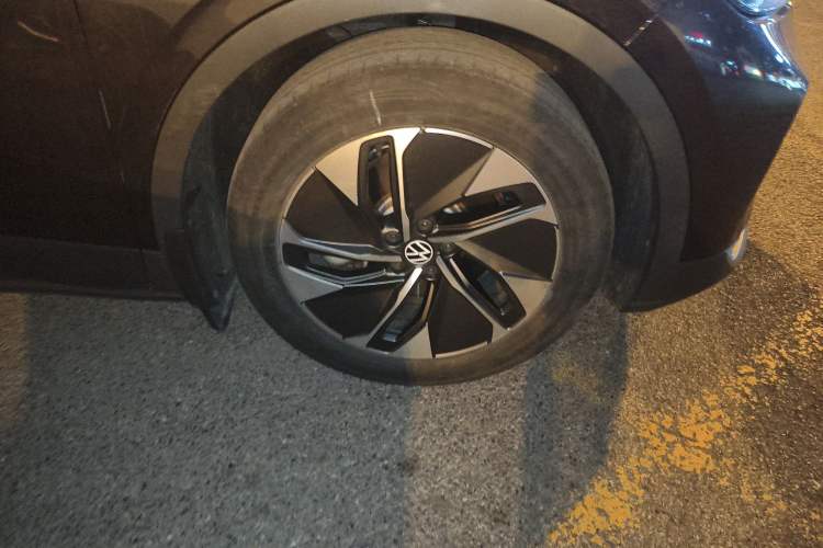 Used Volkswagen ID.4 CROZZ 2022 Standard Range PURE Edition
