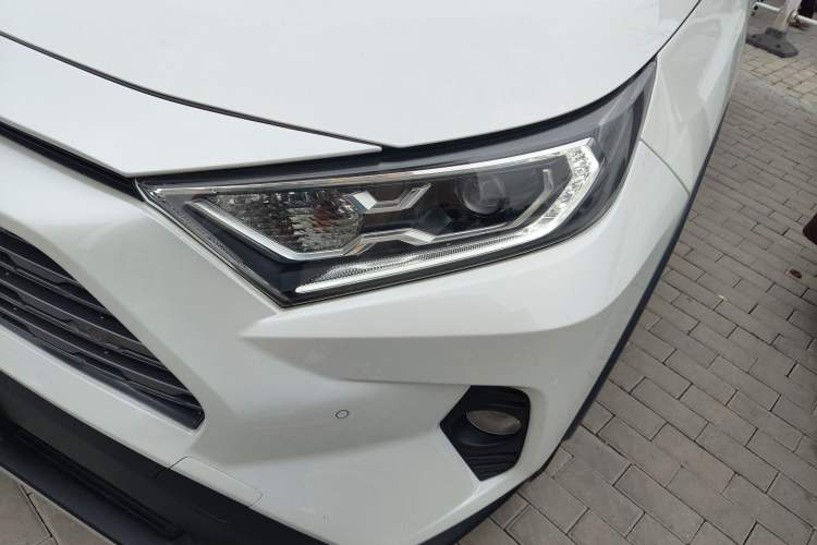 Used Toyota RAV4 2020 2.0L CVT Four-Wheel Drive Prestige Edition Left Front Headlight