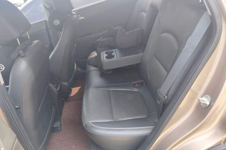 Used Hyundai ix25 2015 2.0L Automatic 4x4 Deluxe DLX Left Rear Seat