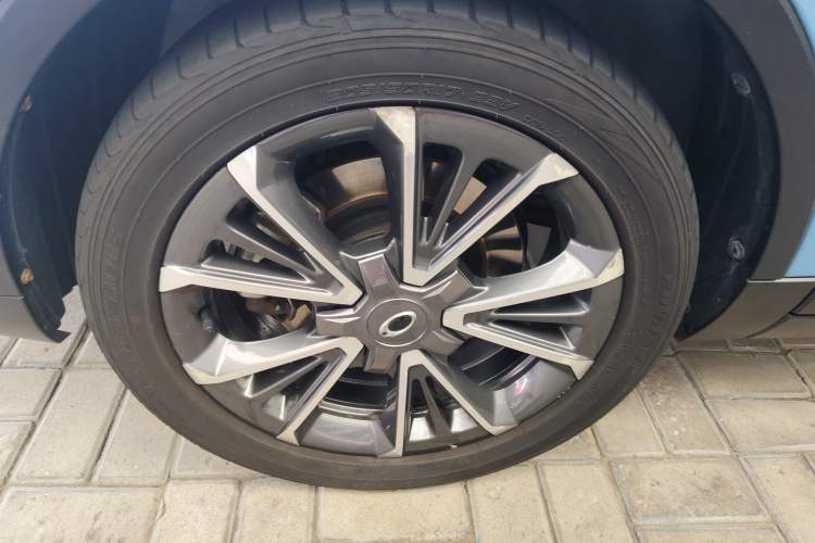 Used ORA iQ 2018 High-Range Version Smart Connectivity Model