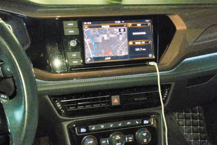 Used Volkswagen Tharu 2019 330TSI Four-Wheel Drive Flagship Model China VI Standard Audio And AC Panel