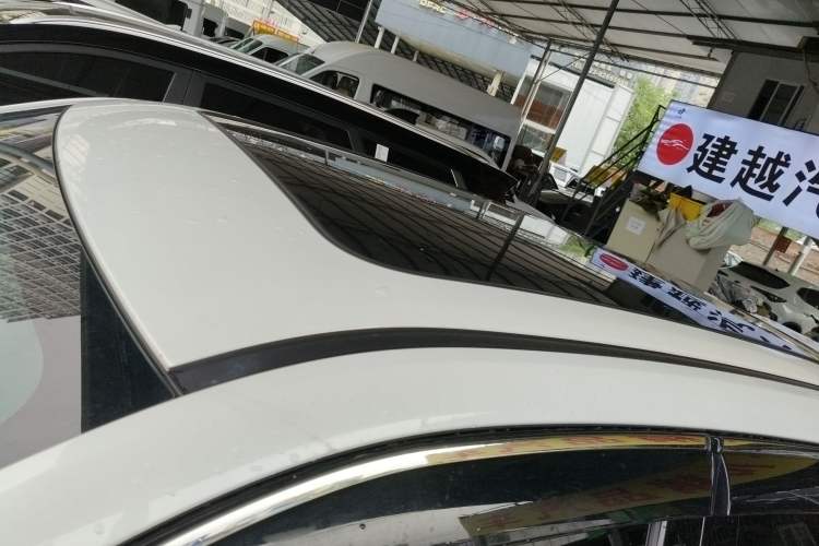 Used CHANGAN UNI-Z New Energy 2024 Blue Whale Smart Electric iDD 125km Beyond Edition Roof