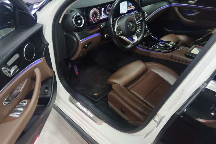 Used Mercedes-Benz E-Class 2016 E 200 L Sport Edition
