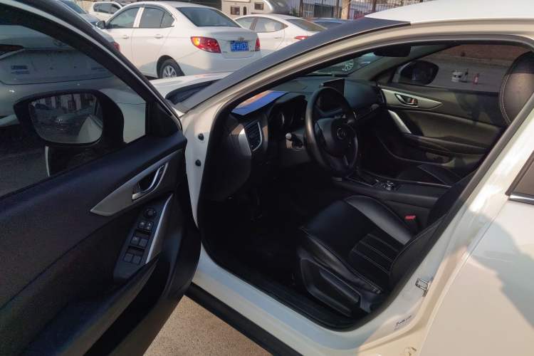 Used Mazda CX-4 2016 2.0L Automatic 2WD Blue Sky Dynamic Edition