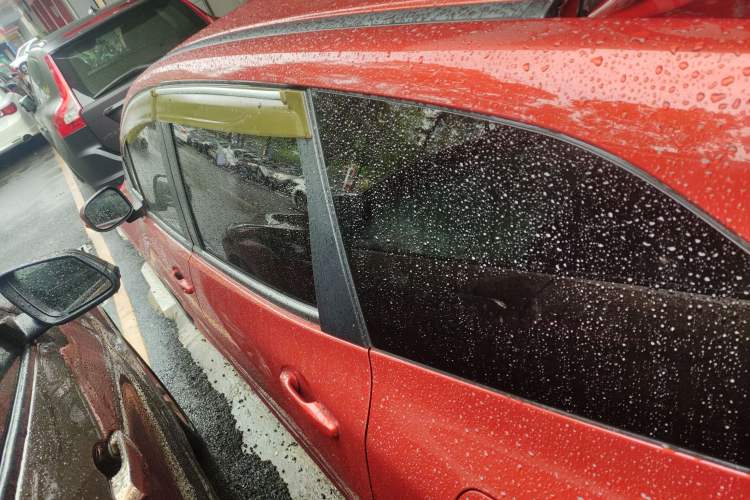 Used Honda Jade 2014 1.8L Automatic Comfort Elite Version 5 Seats