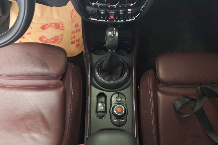 Used MINI Clubman 2018 1.5T COOPER Artist
