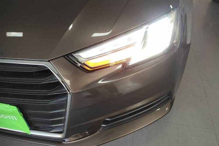 Used Audi A4L 2017 40 TFSI Ambition Edition