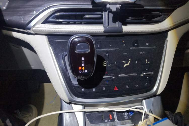 Used Buick GL8 2021 ES Landtrek 653T Comfort Edition