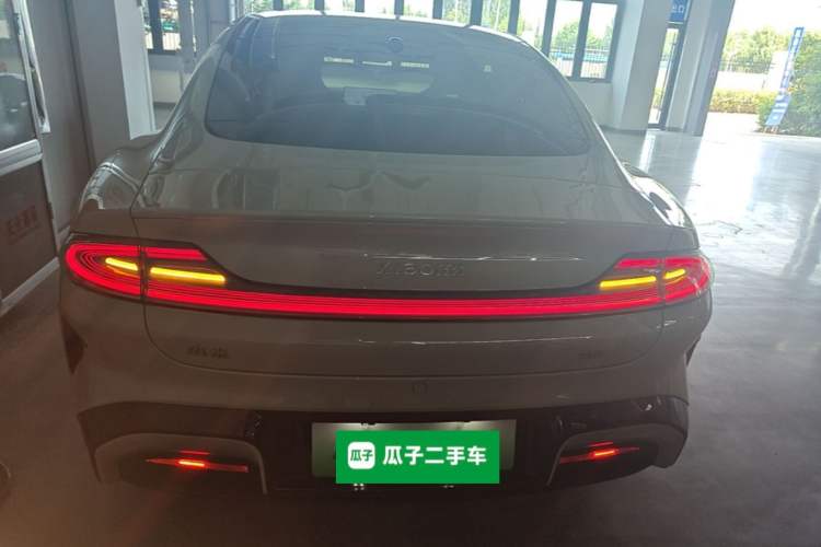Used Xiaomi Auto SU7 2024 Rear-Drive Long-Range Intelligent Driving Version